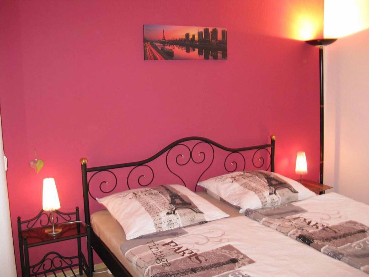 Apartment Am Europakanal Fürth Екстериор снимка
