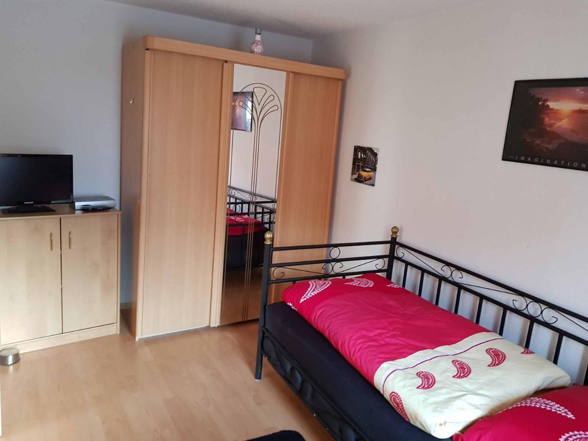 Apartment Am Europakanal Fürth Екстериор снимка