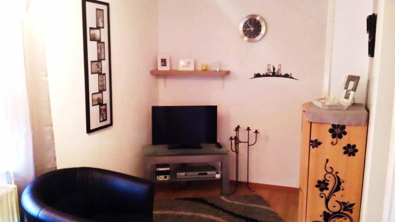 Apartment Am Europakanal Fürth Екстериор снимка